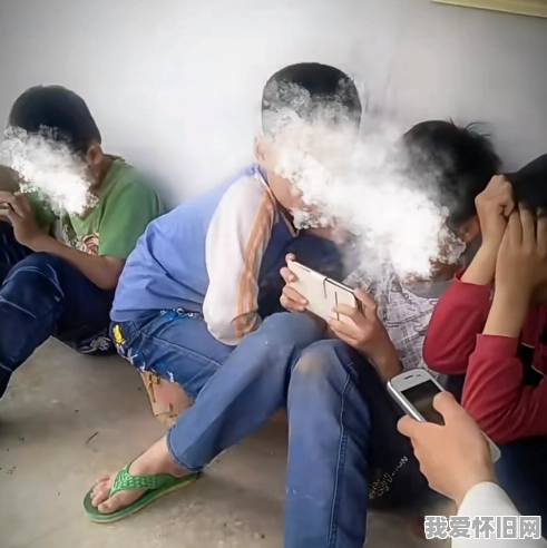 只见满街低头族，不见当年墙角蹭网人  第3张