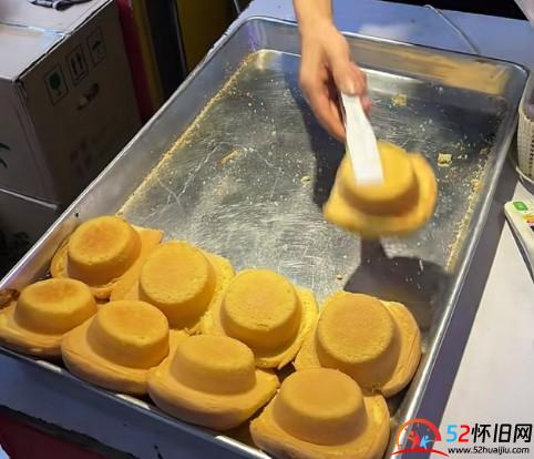 老式无水鸡蛋糕,现在应该没有的卖了吧? 第1张