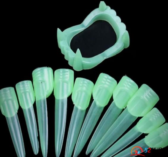 还记得小时候五毛钱一袋的荧光绿牙套吗？  第1张