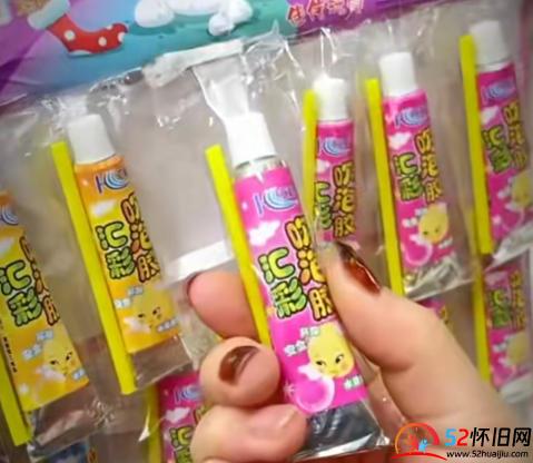泡泡胶的童年快乐，小时候吹的泡泡胶  第1张