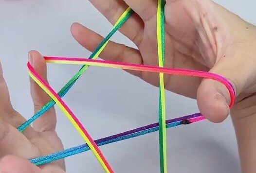 小时候记忆里的翻花绳