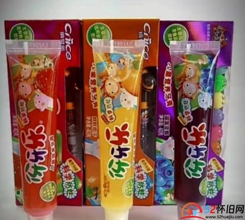 伢牙乐牙膏：水果味诱惑与飞行棋赠品，勾起90后集体的刷牙回忆杀